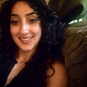 Meet your Posher, Ama